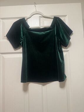 One Clothing Green Velvet Short Sleeve Top - Emerald Green